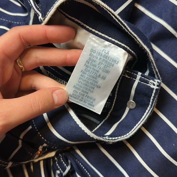 NEW LEVIS NAVY RAILROAD STRIPE WIDE LEG PANTS - Picture 3 of 5